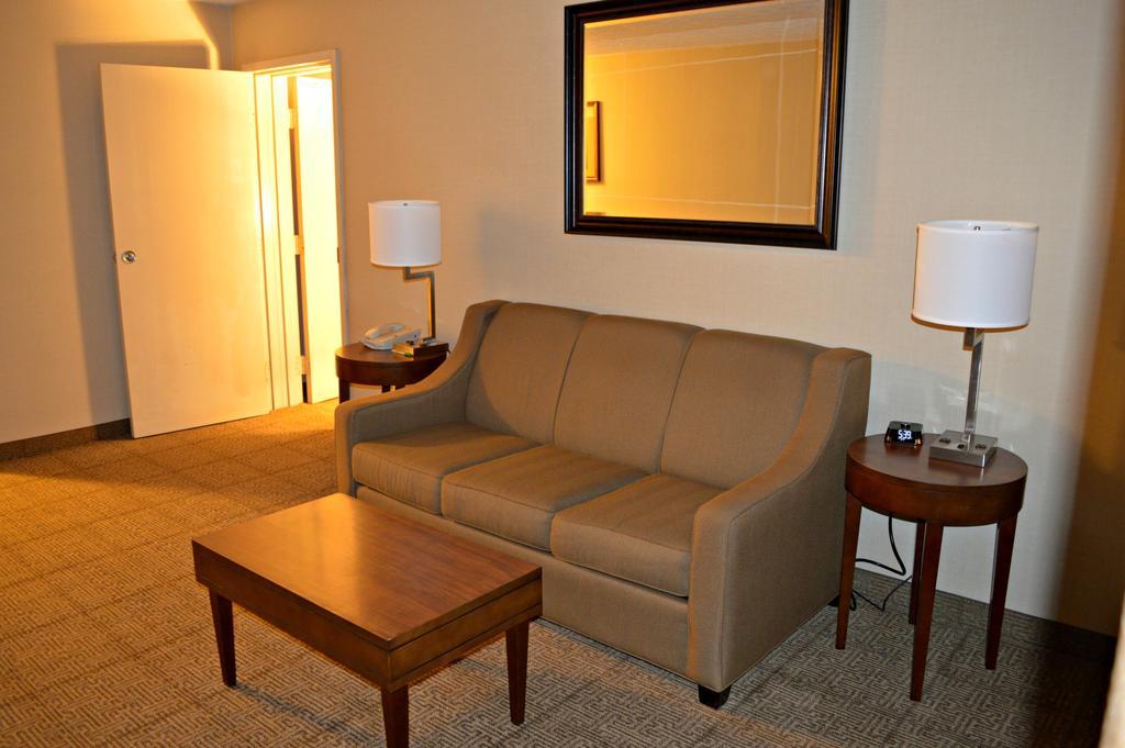 Wyndham Garden Hotel Cross Lanes Чарлстън Екстериор снимка