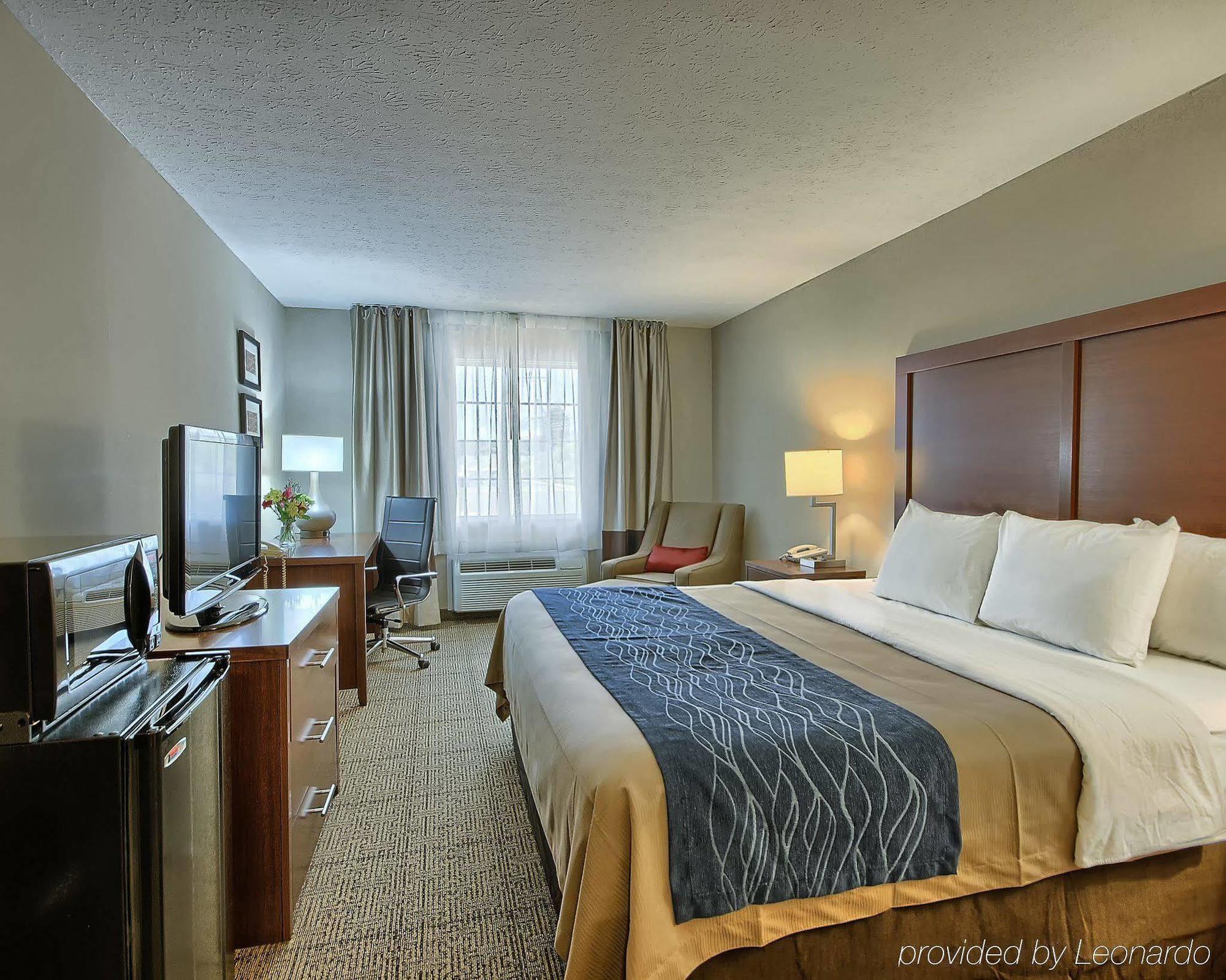 Wyndham Garden Hotel Cross Lanes Чарлстън Екстериор снимка