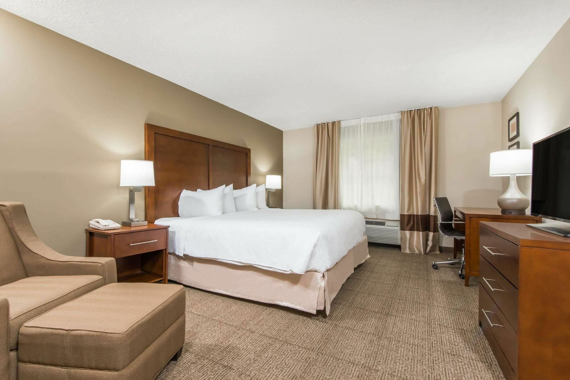 Wyndham Garden Hotel Cross Lanes Чарлстън Екстериор снимка